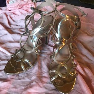 Great party heels! Only worn once!